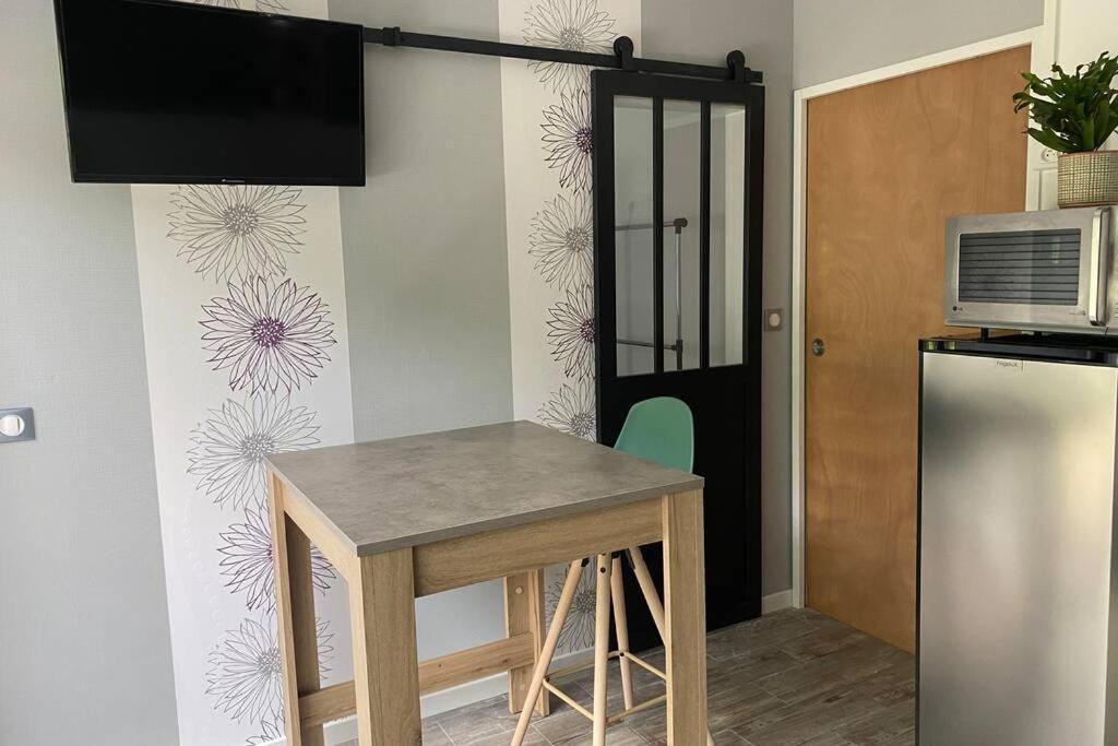 Ravissant Pied A Terre Pour Deux. Villa Gourin Ngoại thất bức ảnh